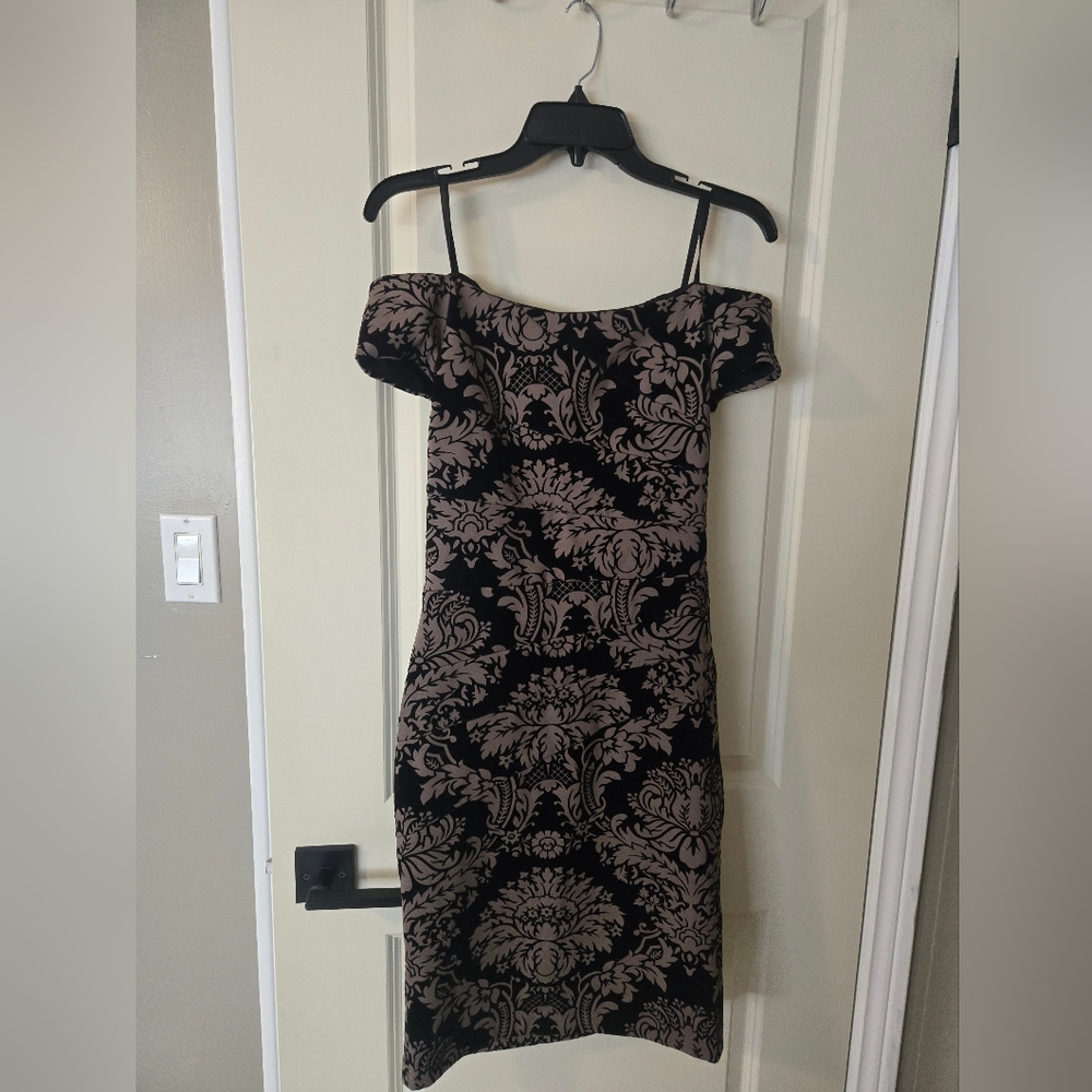 Le Chateau Black and Cream Floral Mini Dress